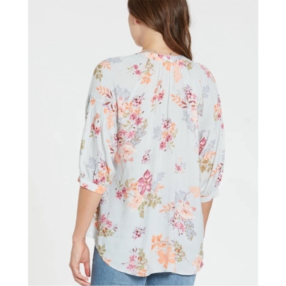 Dear John Audrey Spring in Bloom Blouse | Medium | Grey/ Pink - Picture 3 of 13